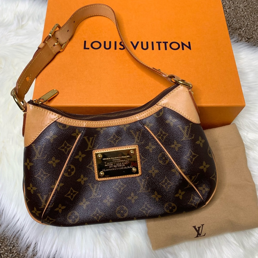🤎 SOLD | Louis Vuitton Monogram Thames 🤎